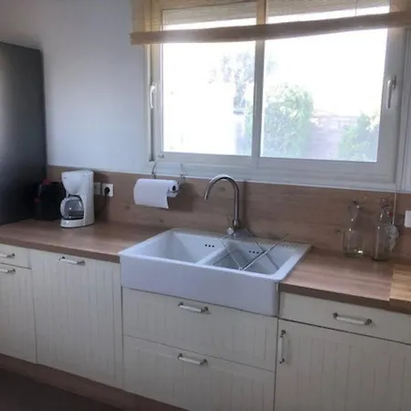 Holiday home Maison Plein Centre Julien 2 Gujan-Mestras